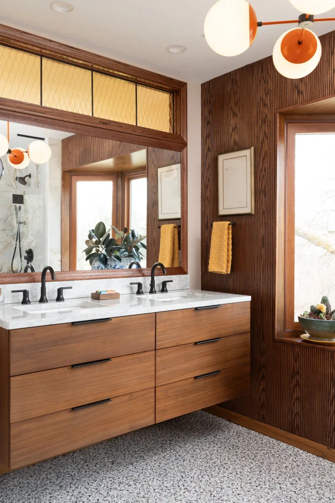 Vibrant Mid-Century Bathroom Set by Tricia Hauser Tidemann - Photo 3