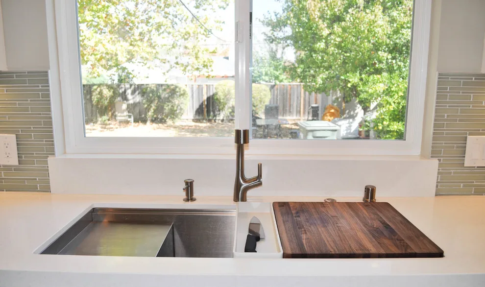 Connecticut Rif Contemporary White Oak Kitchen by Kitchen Inspiration Inc. - Photo 11