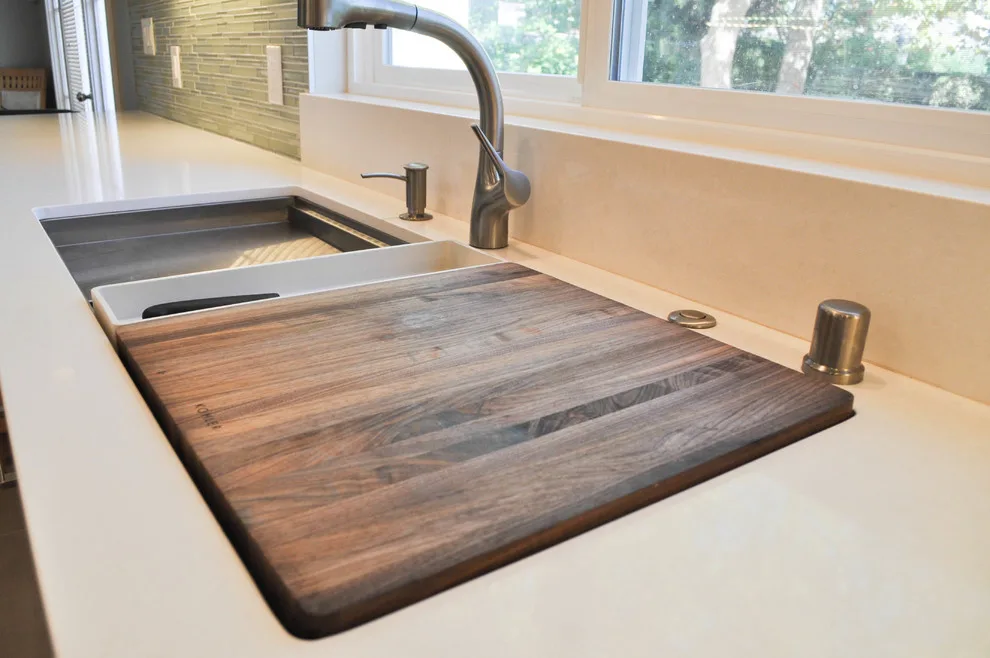 Connecticut Rif Contemporary White Oak Kitchen by Kitchen Inspiration Inc. - Photo 15