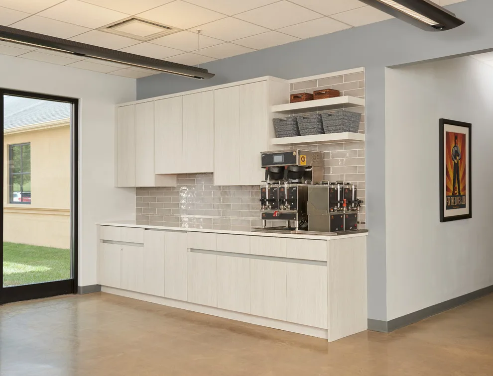 Modern Business by Sweetbriar Cabinetry & Design, Inc - Photo 3