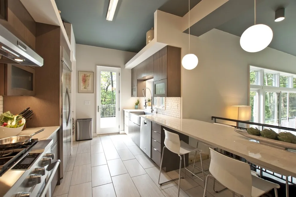Modern in the countryside by Terri Sears, Kitchen And Bath Designer - Photo 3