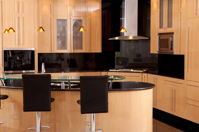 Modern Kitchen by Kitchens & Interiors, Inc. - Photo 3