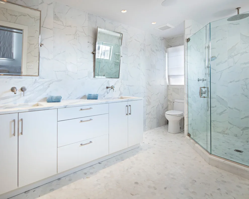 Modern Bay Residence, Loveladies by Francie Milano Kitchens Inc. - Photo 2