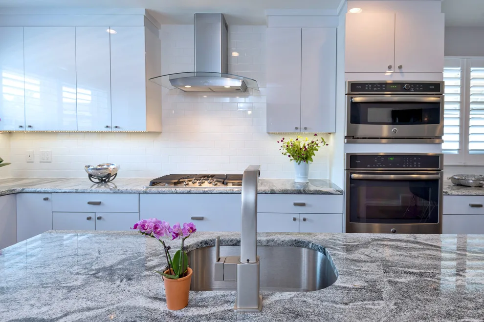 Modern Kitchen with White Laminate Cabinetry by Main Line Kitchen Design - Photo 5