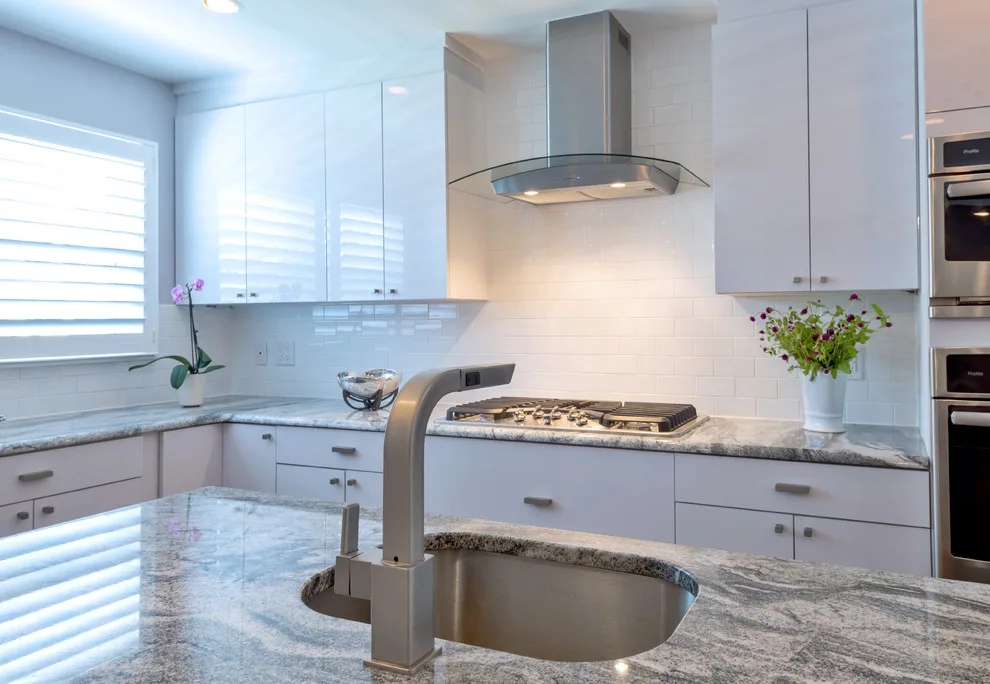 Modern Kitchen with White Laminate Cabinetry by Main Line Kitchen Design - Photo 10