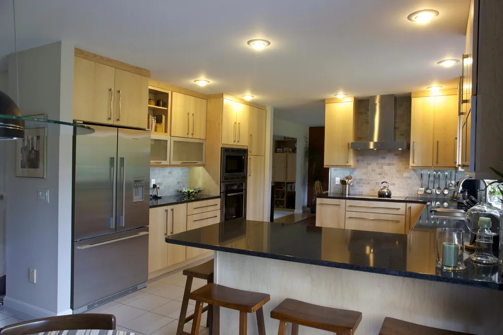 Modern Bella Maple Kitchen by Chris Van Genechten - Kitchen & Bath Design - Photo 2
