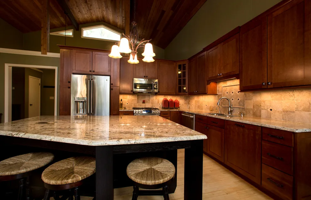 Cove Drive Kitchen Makeover by Highland Design+Build - Photo 3