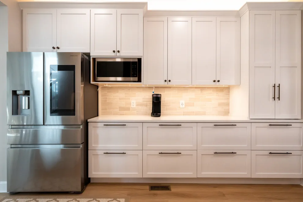 Nashville Kitchen Transformation: Creamy Before and After by Spring Hill Design And Woodcraft - Photo 3
