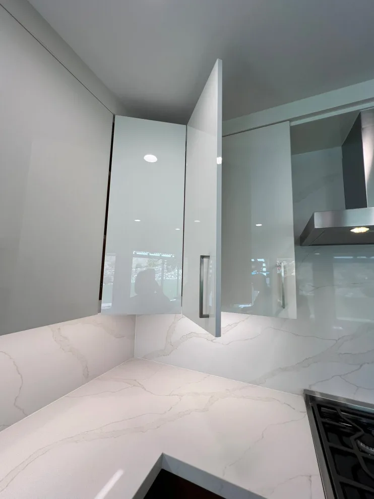 Crestview Contemporary Kitchen by Kitchen Inspiration Inc. - Photo 3