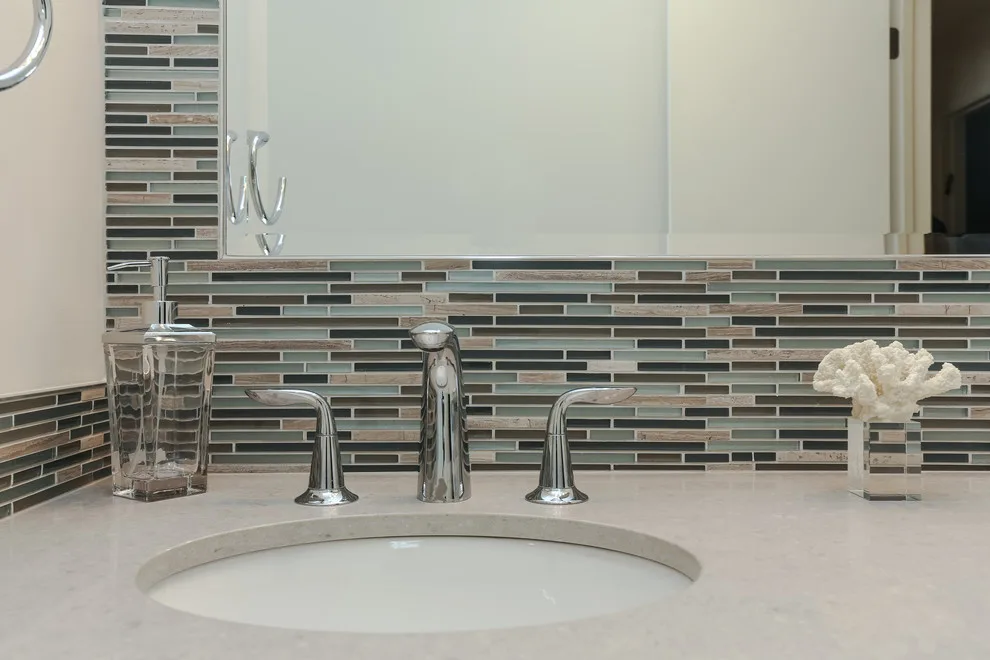 Hudson River Guest Bathroom by DreamStyle Kitchens & Baths, LLC - Photo 3