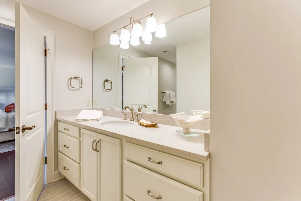 Regal Heights Condominium by Highland Design+Build - Photo 5