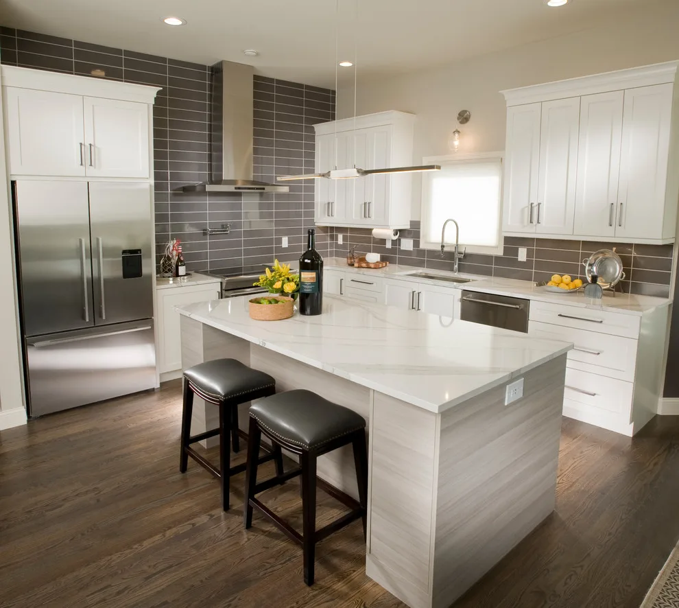 Alabaster/Gray Crystal Current Choice Kitchen Award Recipient by Kitchens Wow, Inc. - Photo 3