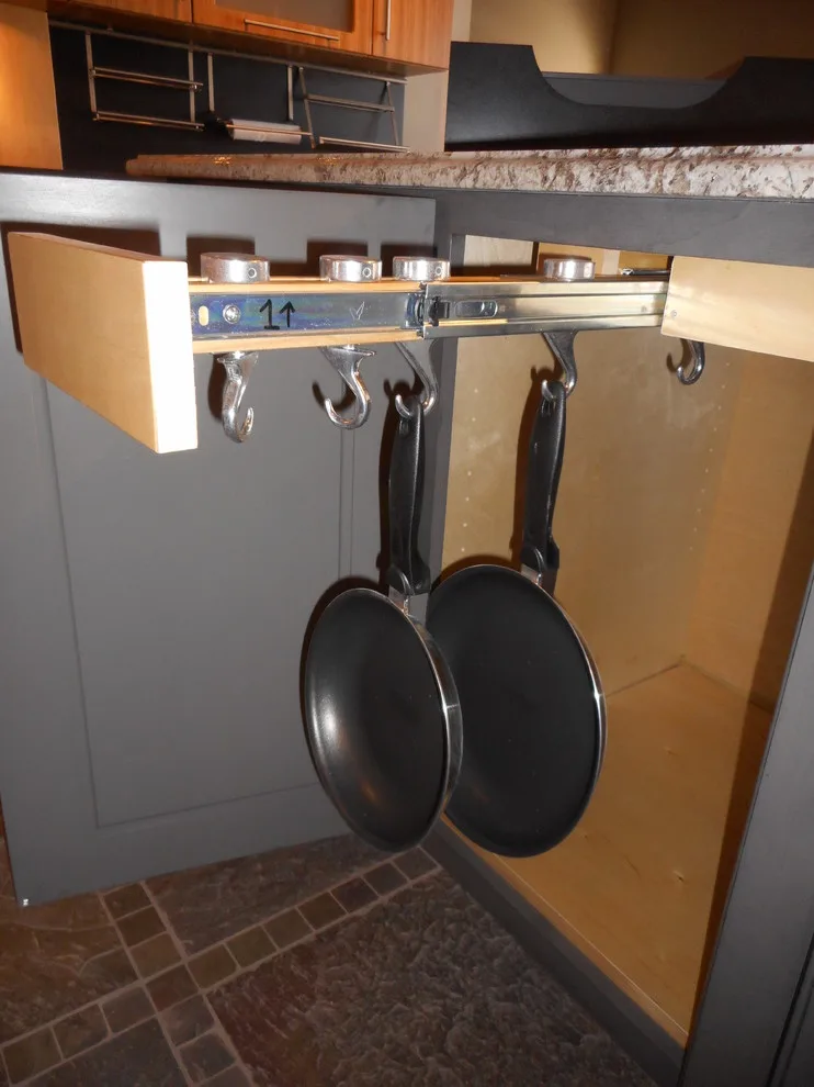 Timeless Maple Kitchen by Mark Hall Cabinetry - Photo 3