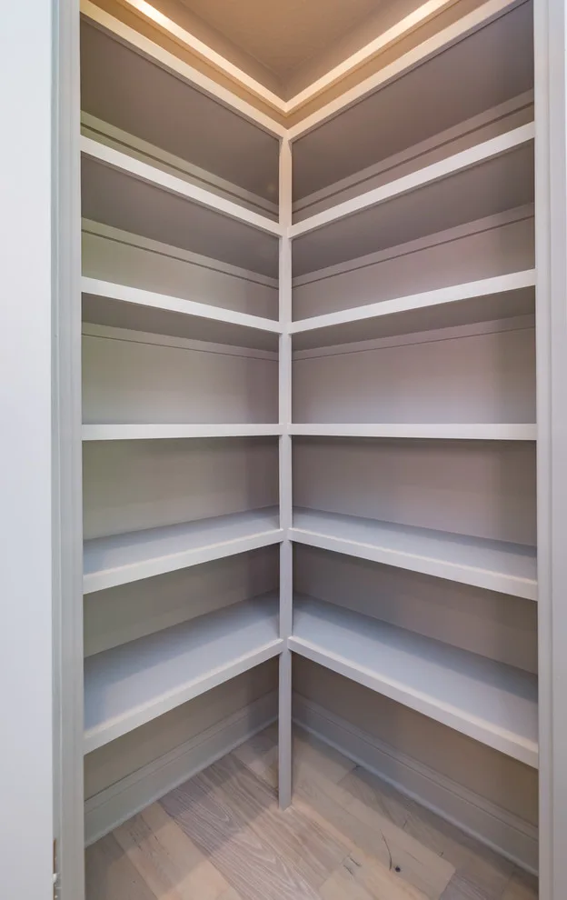 Bespoke Residence by AF Alan - Designed by Jodi Schoenfeld - IDS by Woodsman Kitchens And Floors - Photo 16
