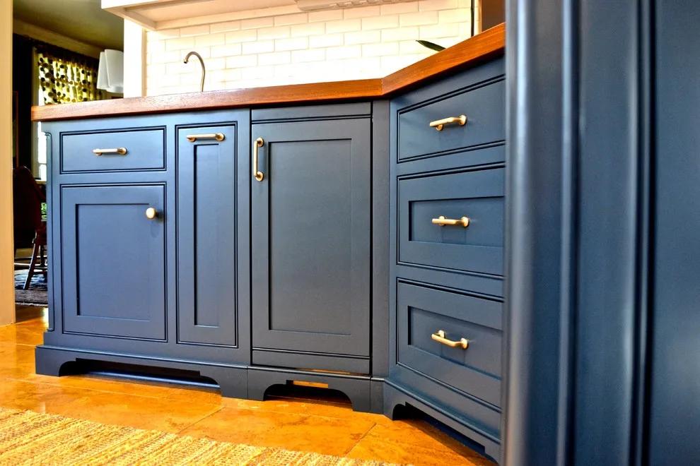 Tailored Kitchen | Bay Colony by Heritage Woodworks Custom Cabinetry & Design - Photo 38