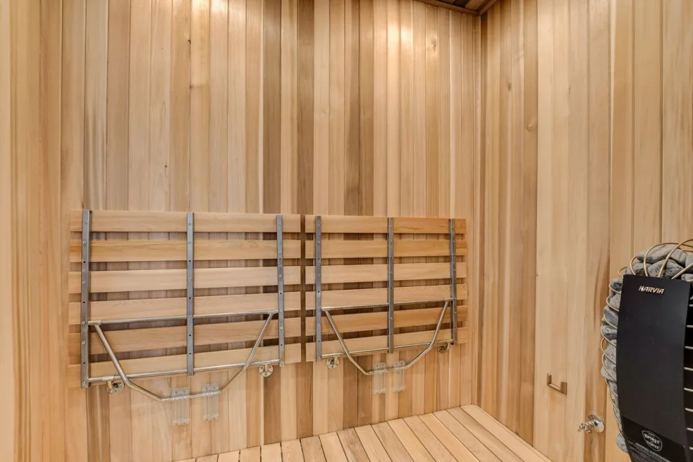 Tailored Las Vegas Master Bath and Sauna by Las Vegas Remodel & Construction - Photo 10