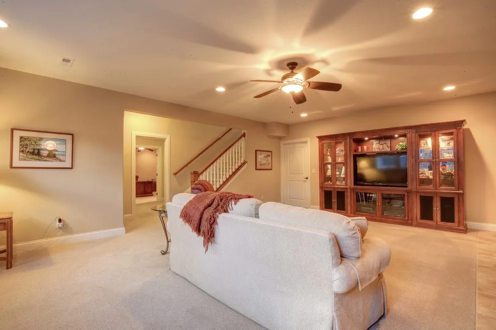 Tilted Home by Premier Homes Of Illinois, Inc - Photo 5