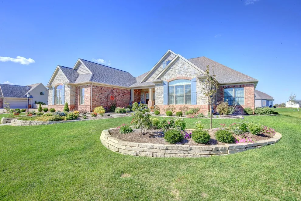 Tilted Home by Premier Homes Of Illinois, Inc - Photo 33