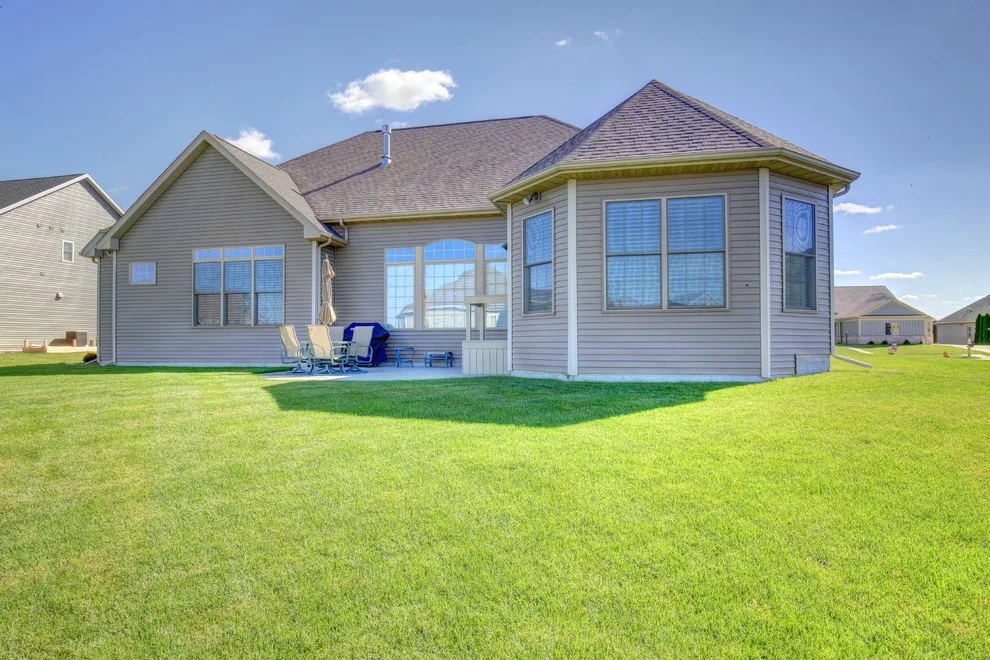 Tilted Home by Premier Homes Of Illinois, Inc - Photo 29