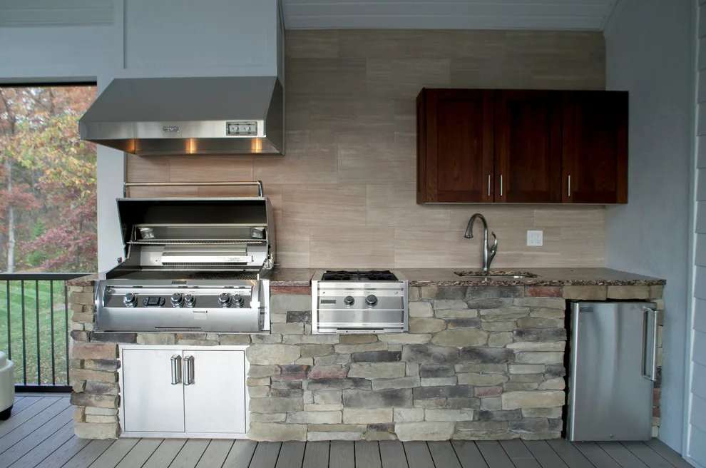 Azek Deck and Kitchen Screen Porch by Kliethermes Homes & Remodeling - Photo 4