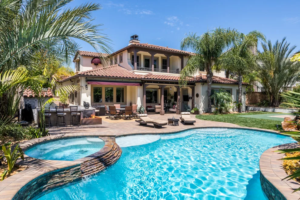 Orange County Backyard Oasis by OCTOBER 5 Fine Home Builders - Photo 4
