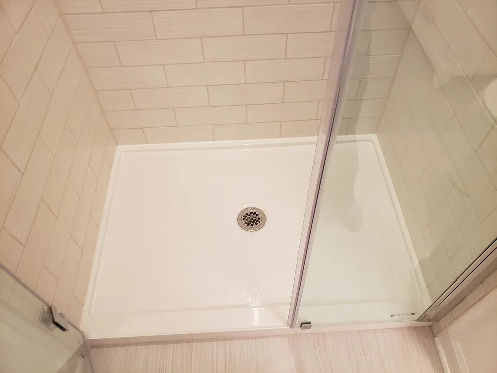 Basement Bathroom Renovation and Wet Bar Installation by Maddrix Contracting LLC - Photo 4