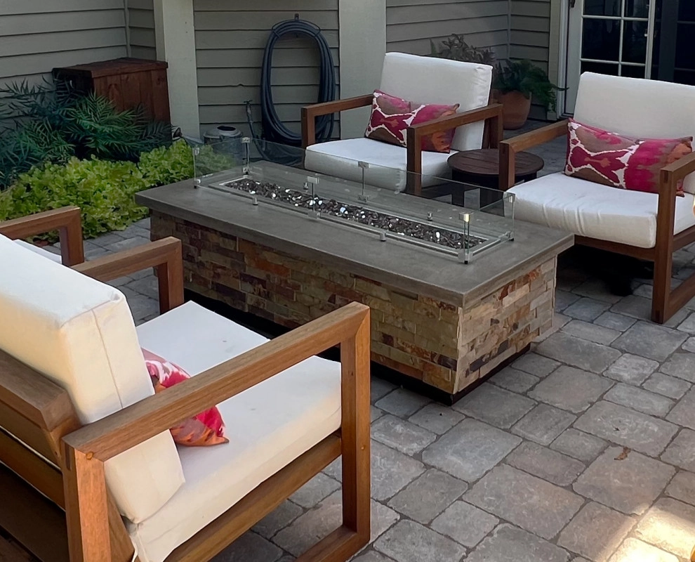 LAGUNA LAKE by CFLD Landscape Design - Photo 4