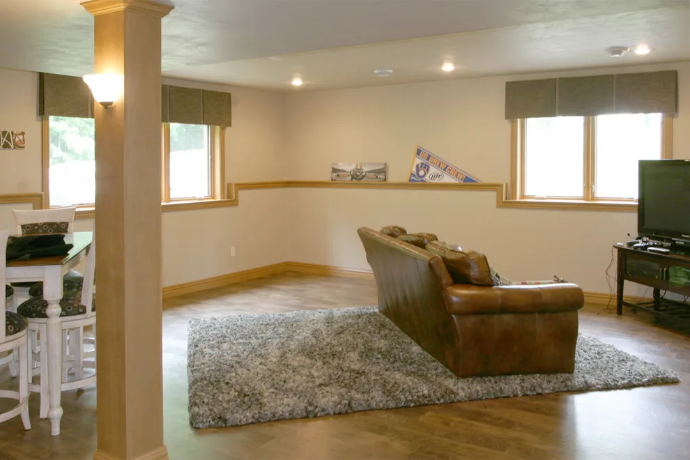 Lower Levels and Refreshment Areas by Bay Lakes Builders - Photo 4