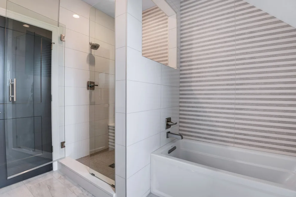 Bathroom Inspirations by Dan Quinn Kc - Photo 9