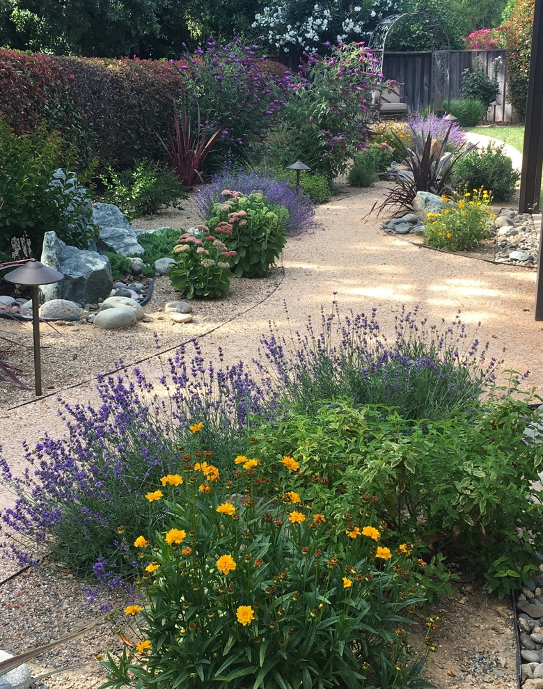 MEDITERRANEAN GARDEN by CFLD Landscape Design - Photo 4