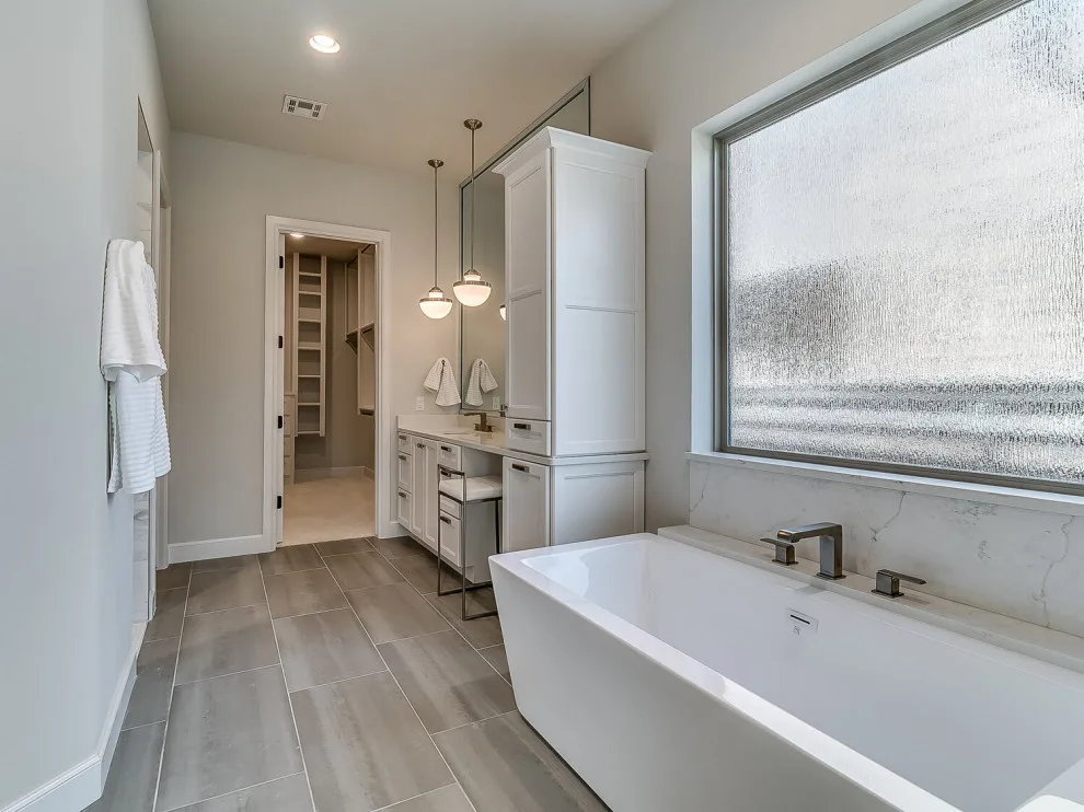 Restrooms by Byrd Building - Photo 33