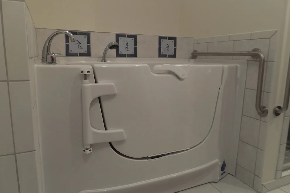 Tub Transformation by Grand Bay Building And Remodeling - Photo 2