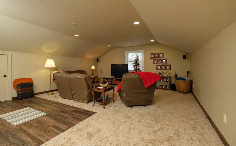 Charming Land for Empty Nesters by 3D Builders - Photo 12