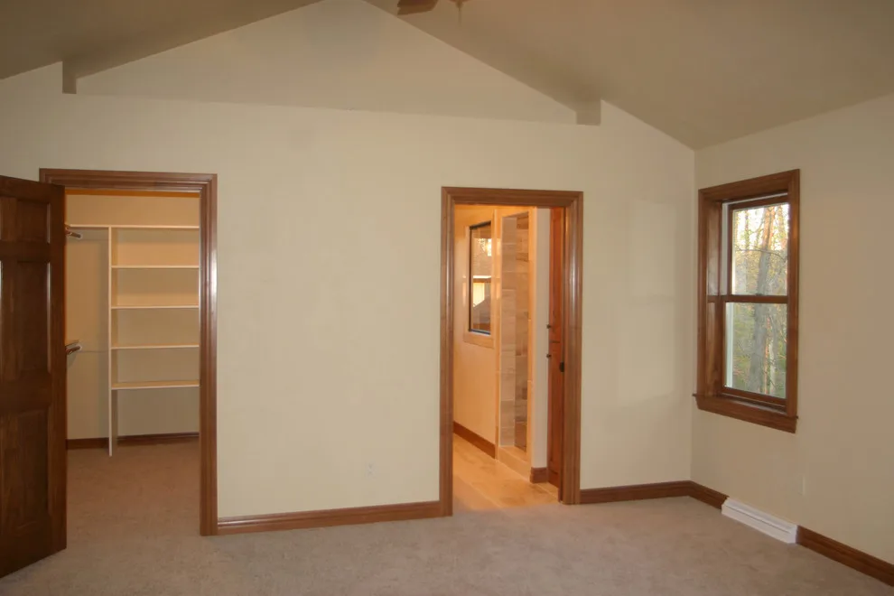 Sleeping Quarters by Bay Lakes Builders - Photo 36