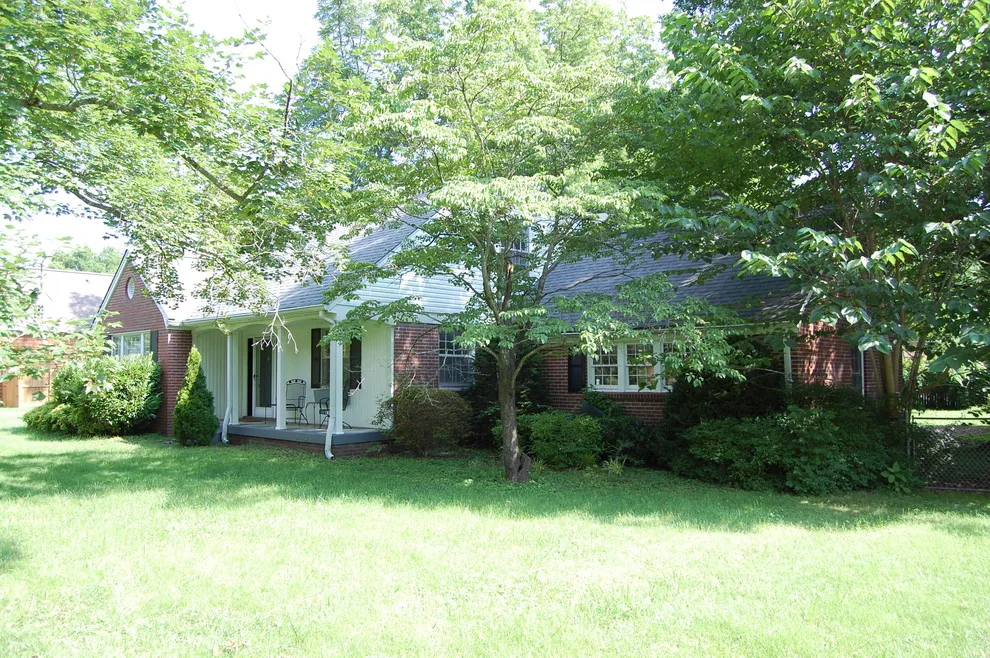Belle Meade Highlands Complete Home Makeover by CDP Architecture, LLC - Photo 11
