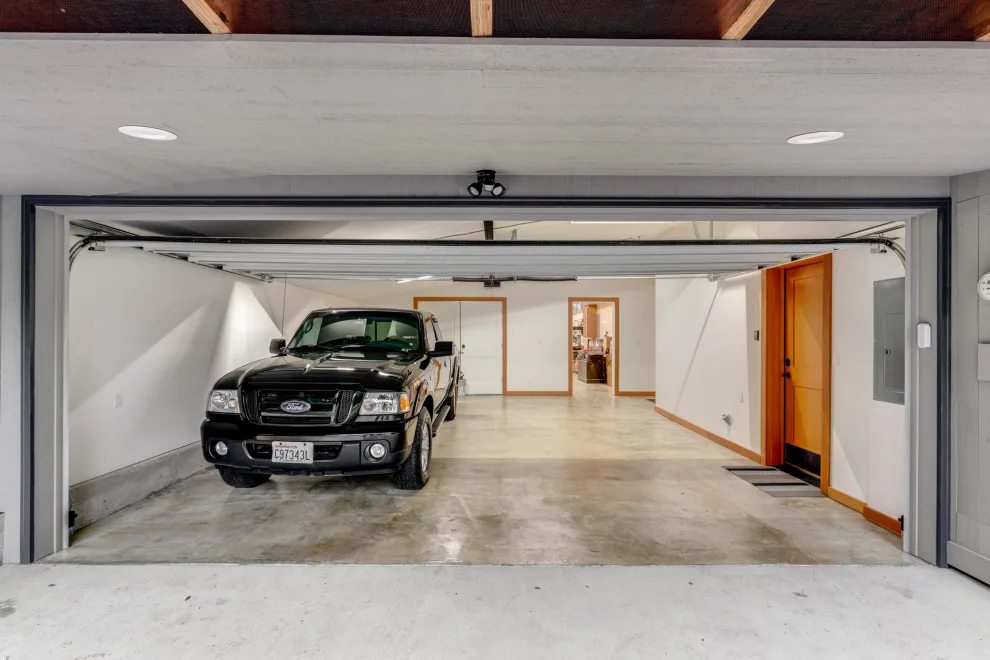 Bellevue Carport and Studio by Better Builders - Photo 4