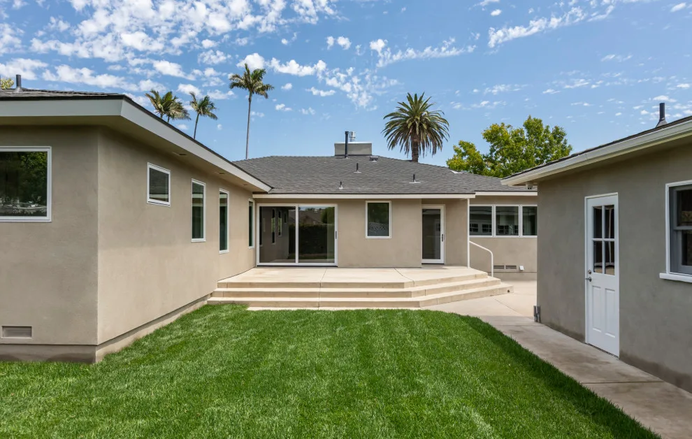 OCTOBER 5 Fine Home Builders - Photo 2
