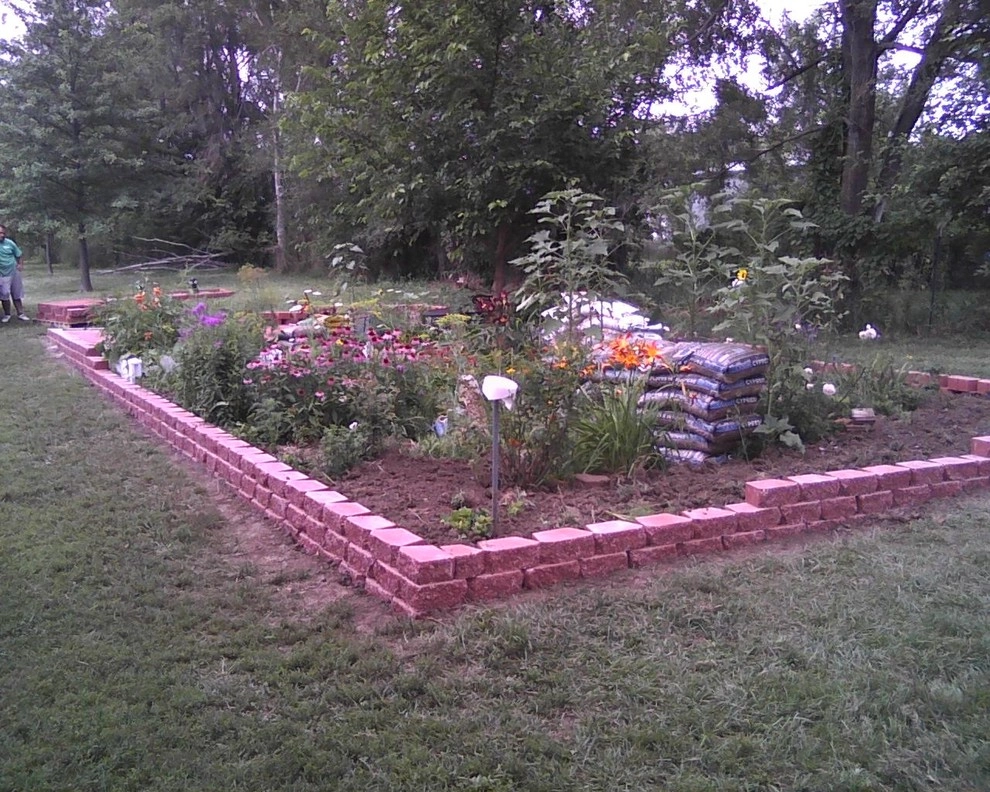 Urban Lawncare - Photo 7