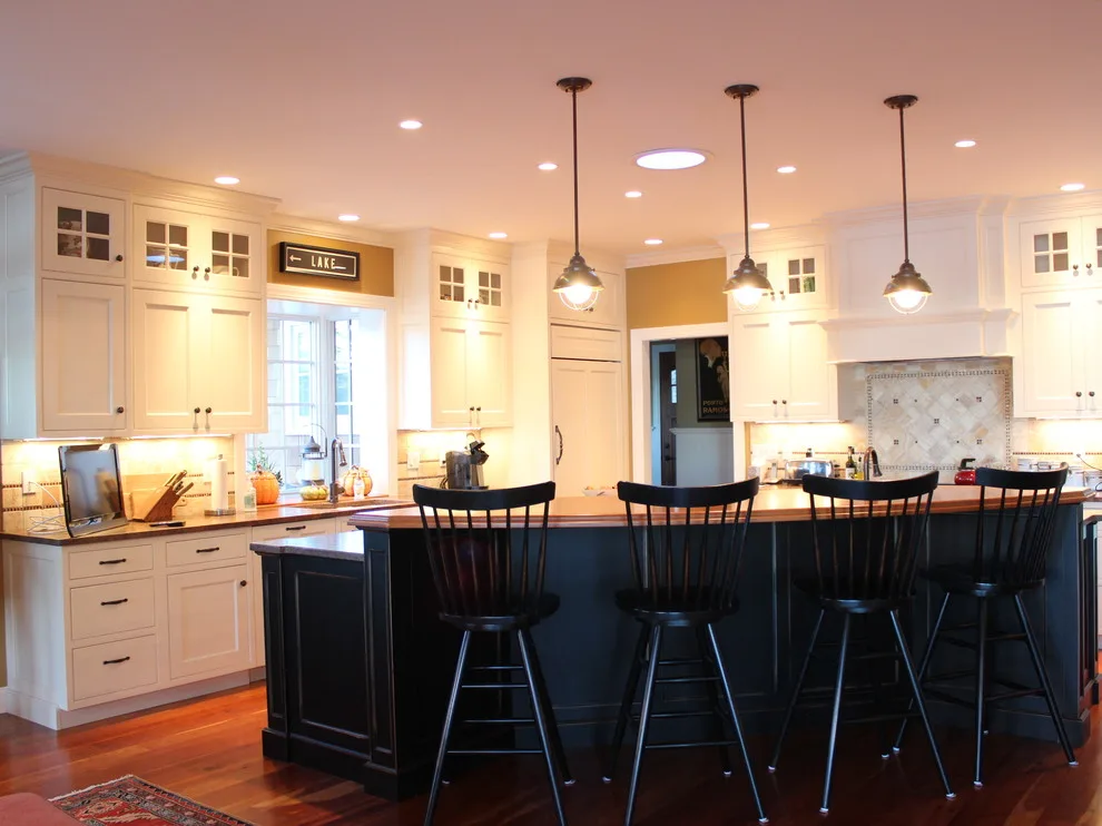 Winnipesaukee Black Point, NH by Fenton W. Varney - Master Builders - Photo 21