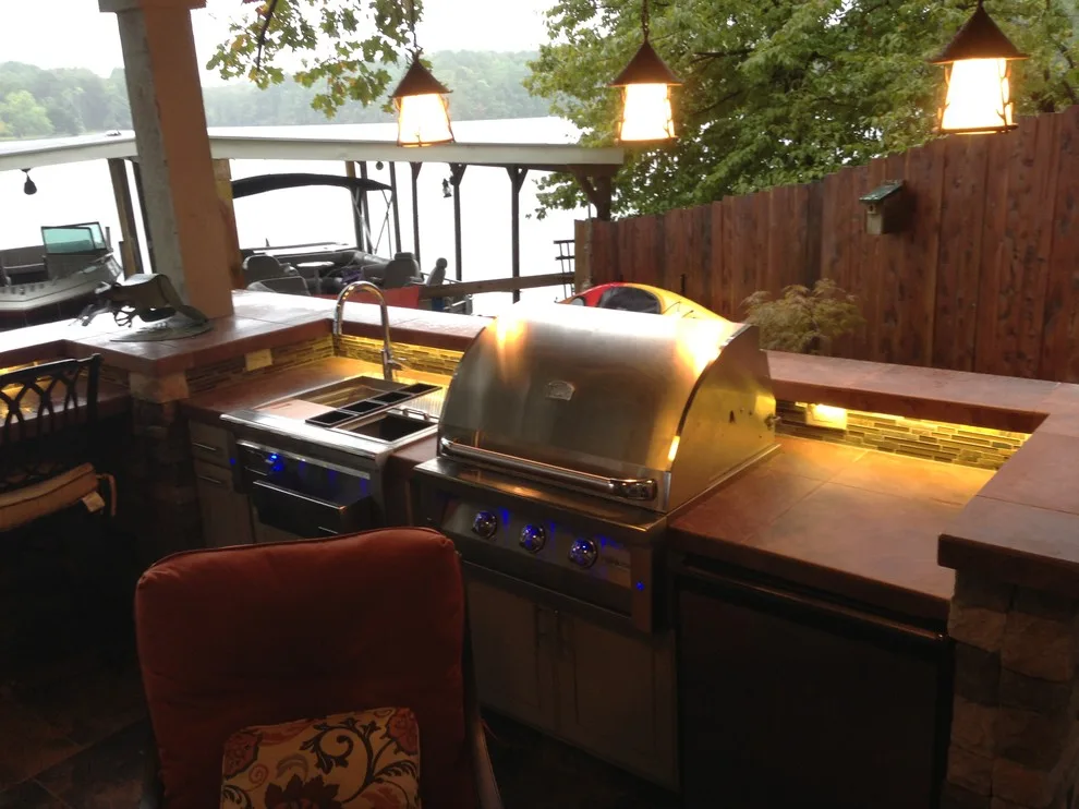 Bridget Lane Al Fresco Kitchen by Hughes Design And Construction, Inc. - Photo 2