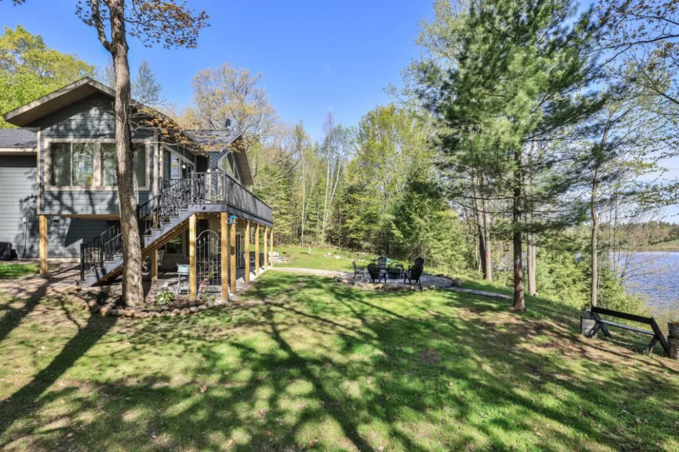 Lakefront Cabin by Schultz Building Inc - Photo 9
