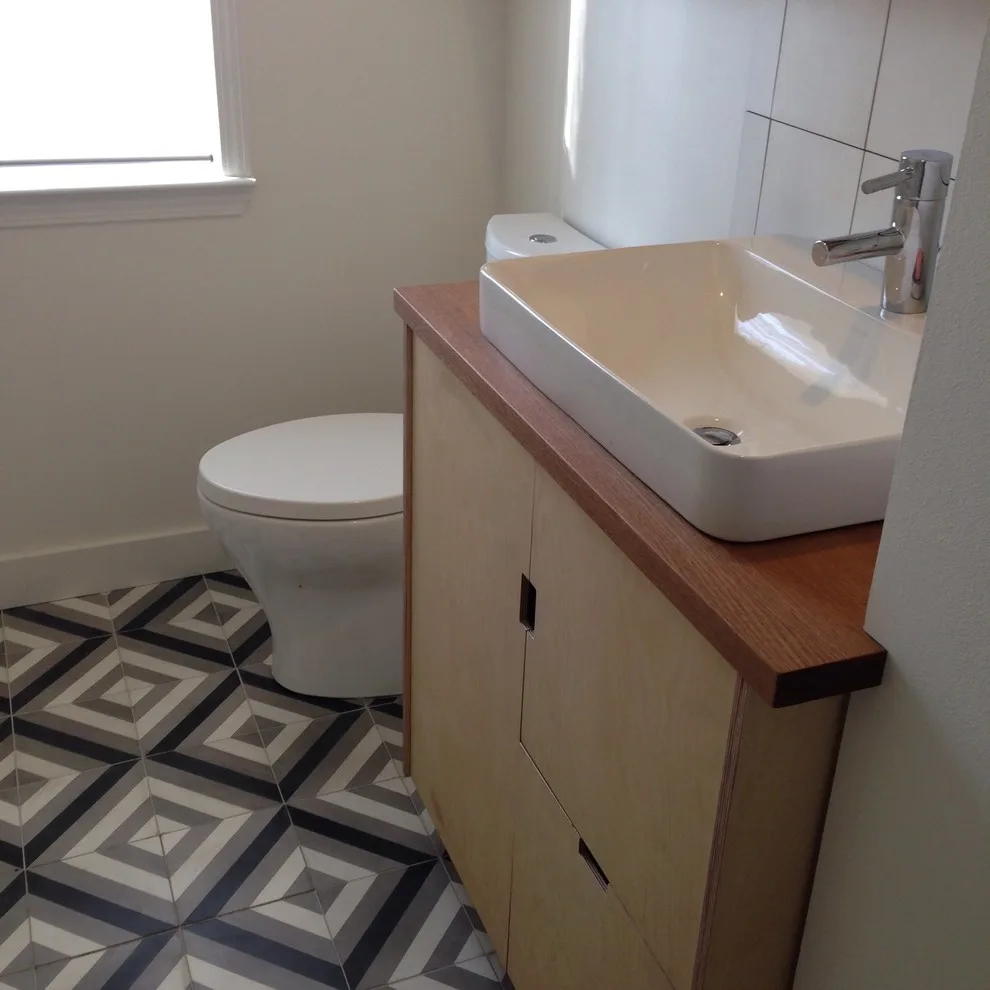 Cabinet Design by Detroit House Carpentry - Photo 8