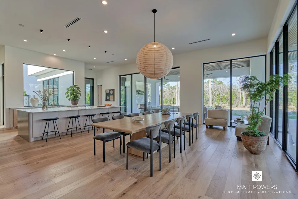 Carlton Woods Contemporary Golf Course Residence by Matt Powers Custom Homes & Renovations - Photo 4