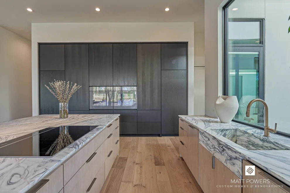 Carlton Woods Contemporary Golf Course Residence by Matt Powers Custom Homes & Renovations - Photo 5