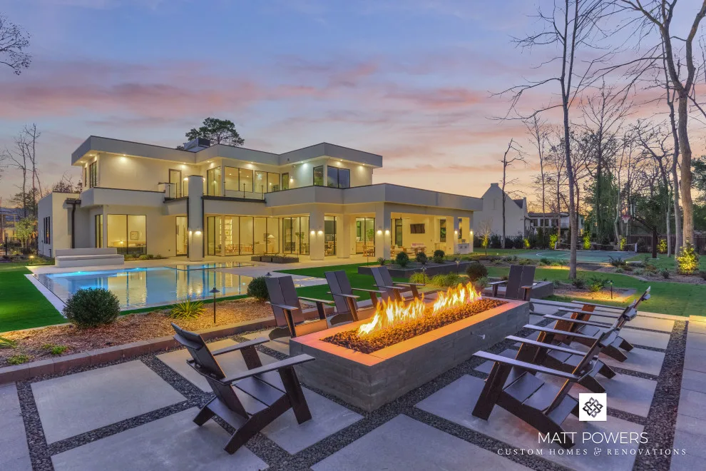 Carlton Woods Contemporary Golf Course Residence by Matt Powers Custom Homes & Renovations - Photo 15