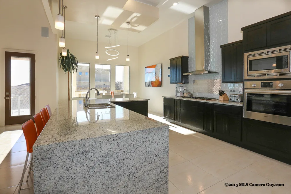 Carmen II by Bella Vista Custom Homes, Inc. - Photo 7