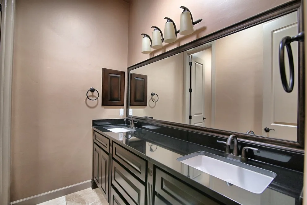 Carmine by Bella Vista Custom Homes, Inc. - Photo 20