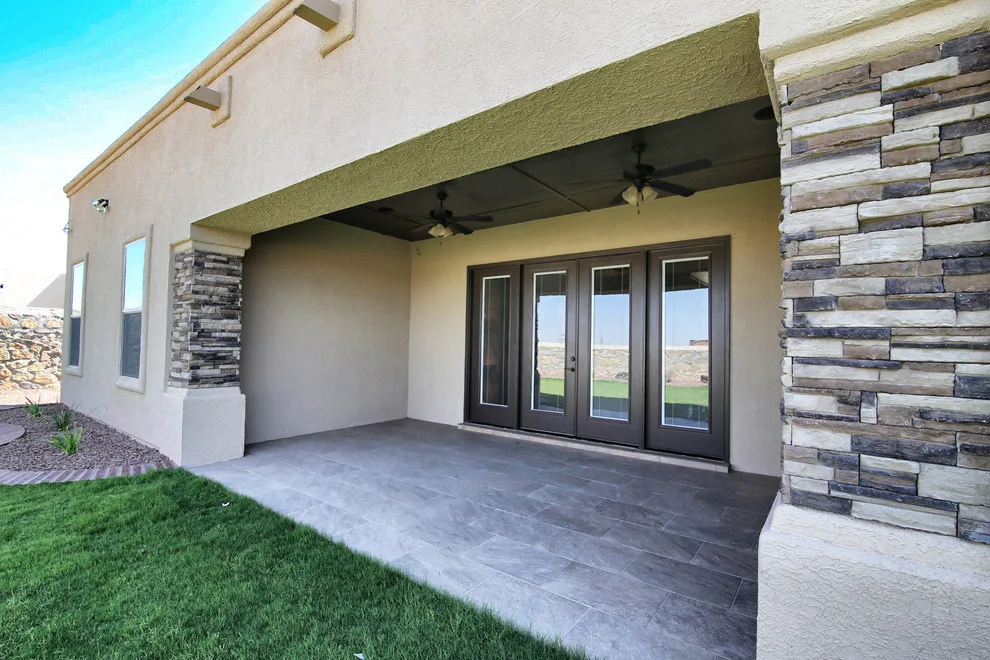 Carmine by Bella Vista Custom Homes, Inc. - Photo 23