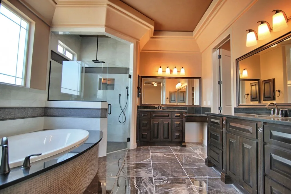 Carmine by Bella Vista Custom Homes, Inc. - Photo 18