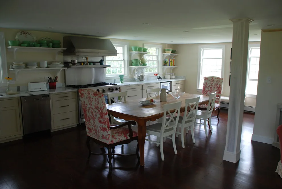 Classic Home Design + Construction - Photo 2